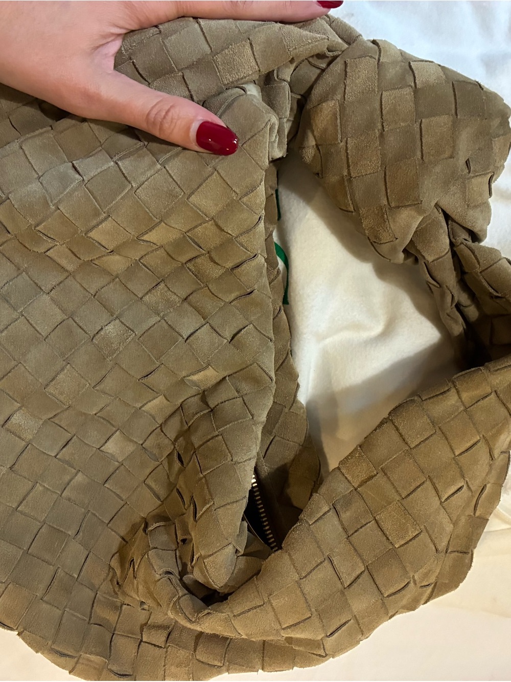 Bottega Veneta “teen Jodie” Tan Intrecciato Woven Shoulder Hobo - Picture 2 of 5